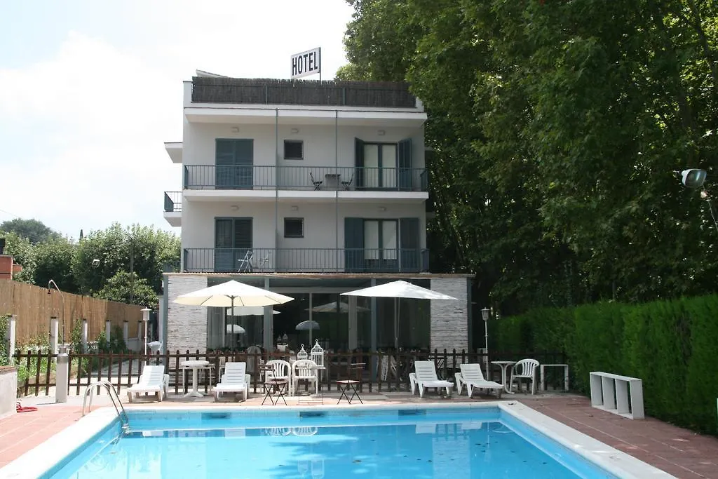 Hostel Alberg L'Ast Banyoles